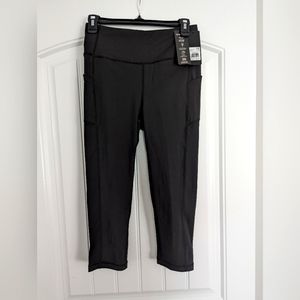 Black Capri Yoga pants